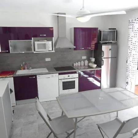 Confortable, Terrasse, 4 Pers. - Fr-1-251-944 Daire *